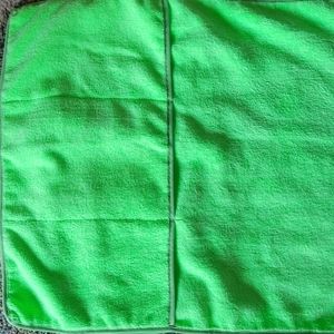 O2 cool.  5 pocket chair towel